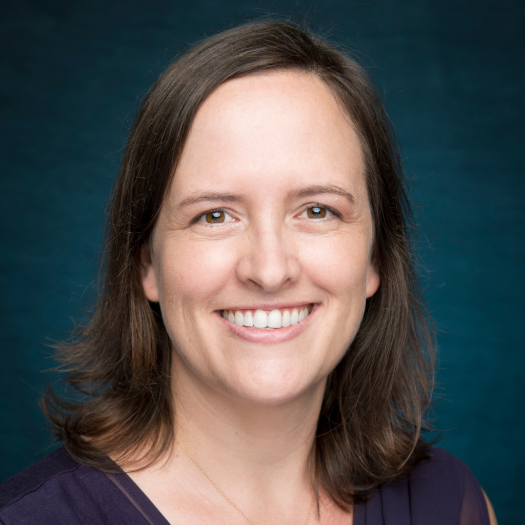 Headshot of Elizabeth Crawford