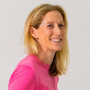 Headshot of Sarah Hesz.